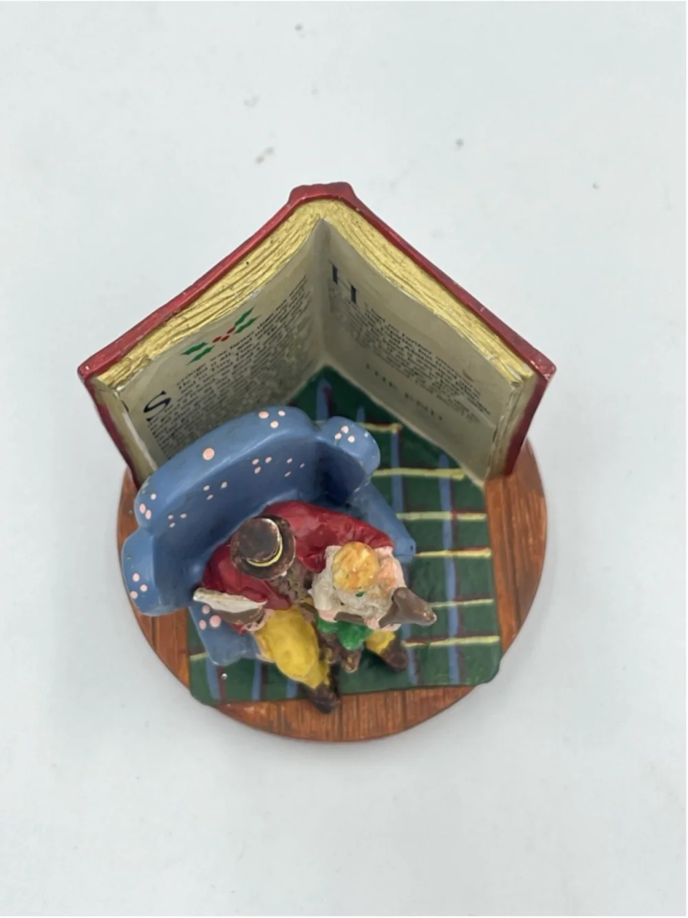 Russ Berrie A Christmas Carol Figurine 13980 Scrooge Diorama Tiny Tim The End - Picture 3 of 11
